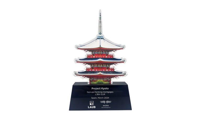 Pagoda-Themed Deal Toy