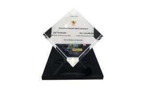 Crystal Cube on Base Indonesia