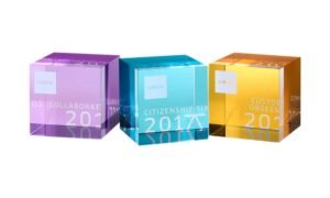 Uber Crystal Cube with Color Tints